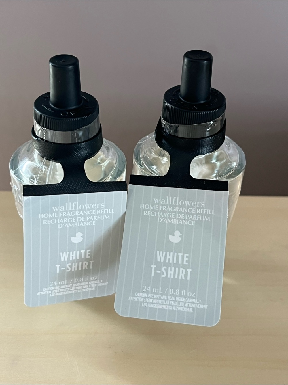 Two White Barn Bath & Body Works White T-Shirt Wallflowers Refills